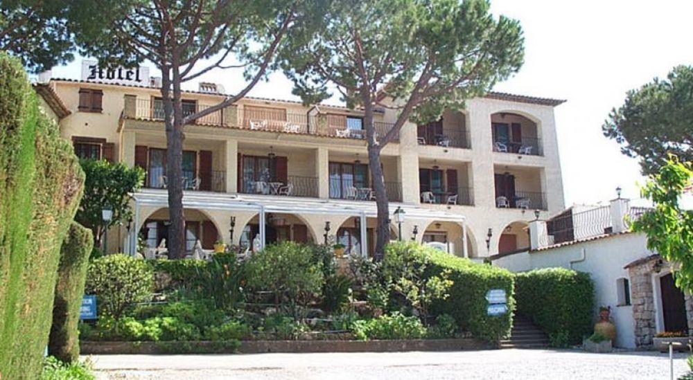 Castel Garoupe Hotel Antibes Exterior photo