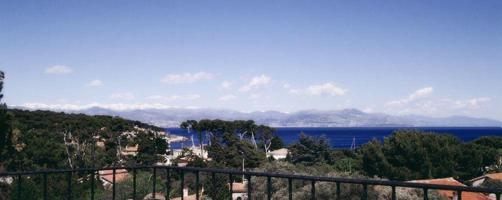 Castel Garoupe Hotel Antibes Exterior photo